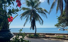 La Petite Maison And Sea Splash