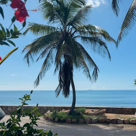 La Petite Maison And Sea Splash Baie Sainte Anne Exterior foto